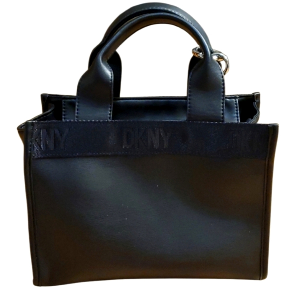 DKNY Cassandra Small Tote in Black